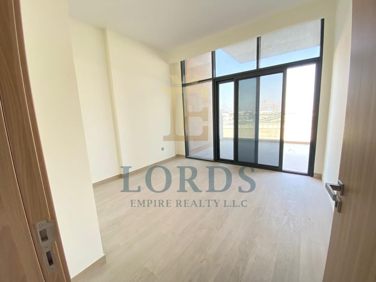 Brand New | Garden & Boulevard View