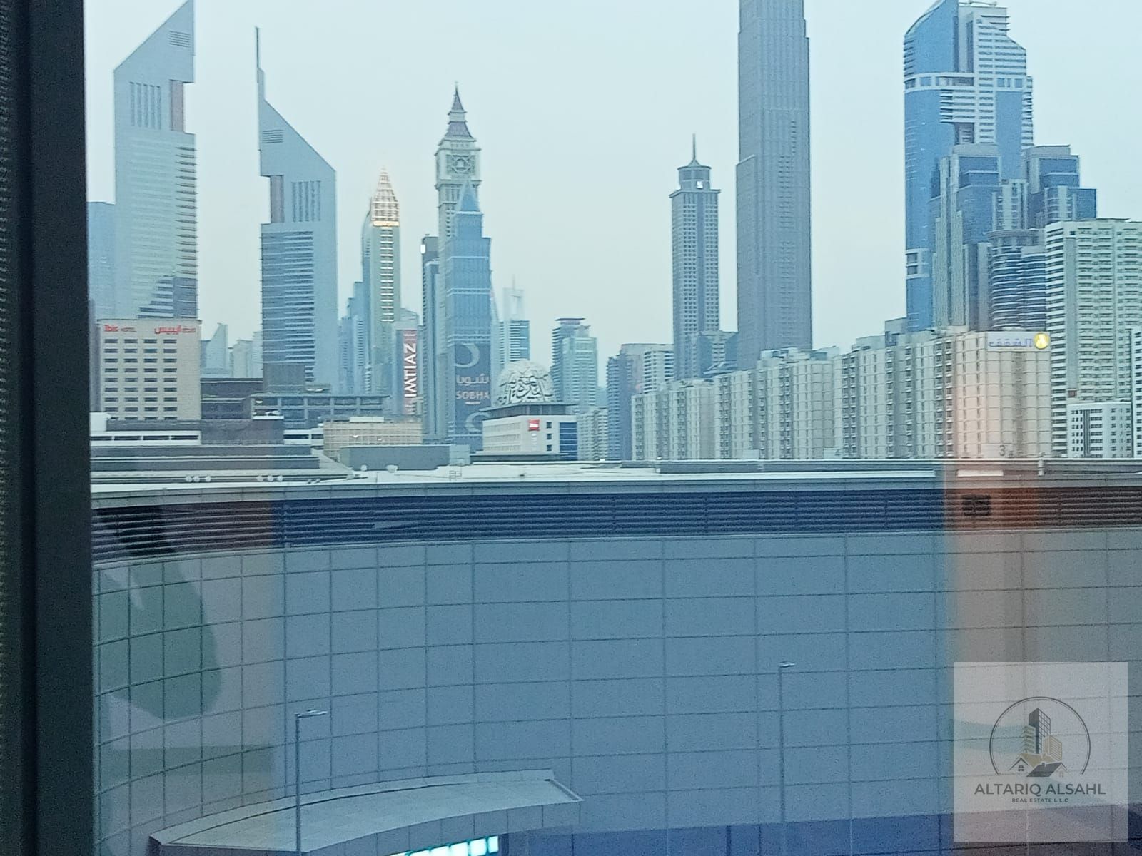 Spacious & Central | 2-Bed Apartment at World Trade