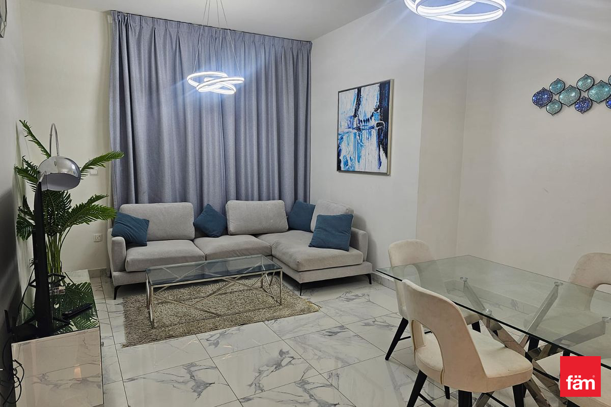 Ready to move in | Furnished | Upgraded | Spacious