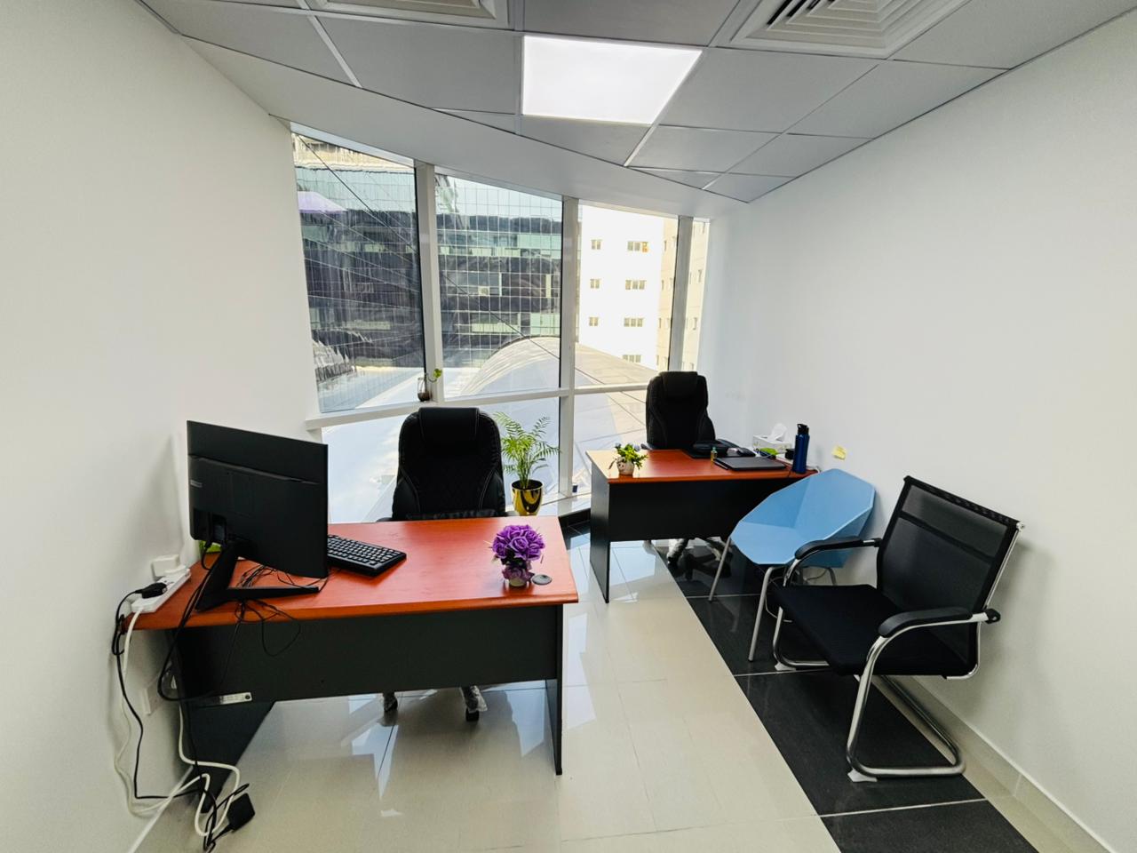 Premium Office for rent | Free All Utilities | Direct from Owner
