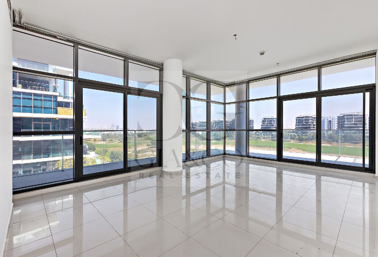 Full Golf View | Closed Kitchen | Large Layout