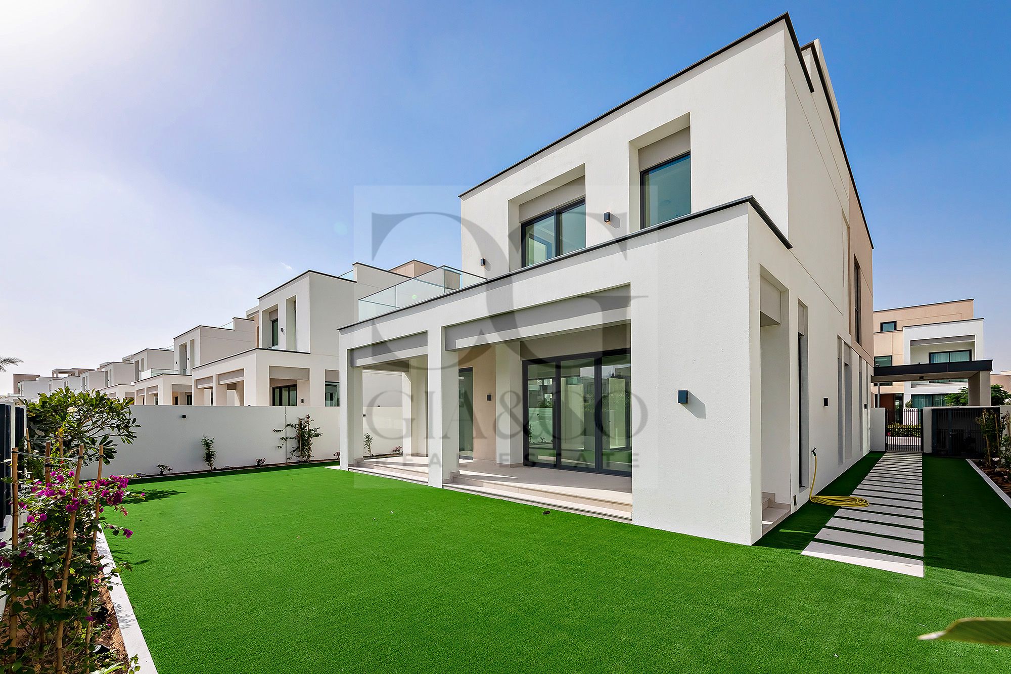 Spacious 4BR Villa | Prime Location | Family-Oriented