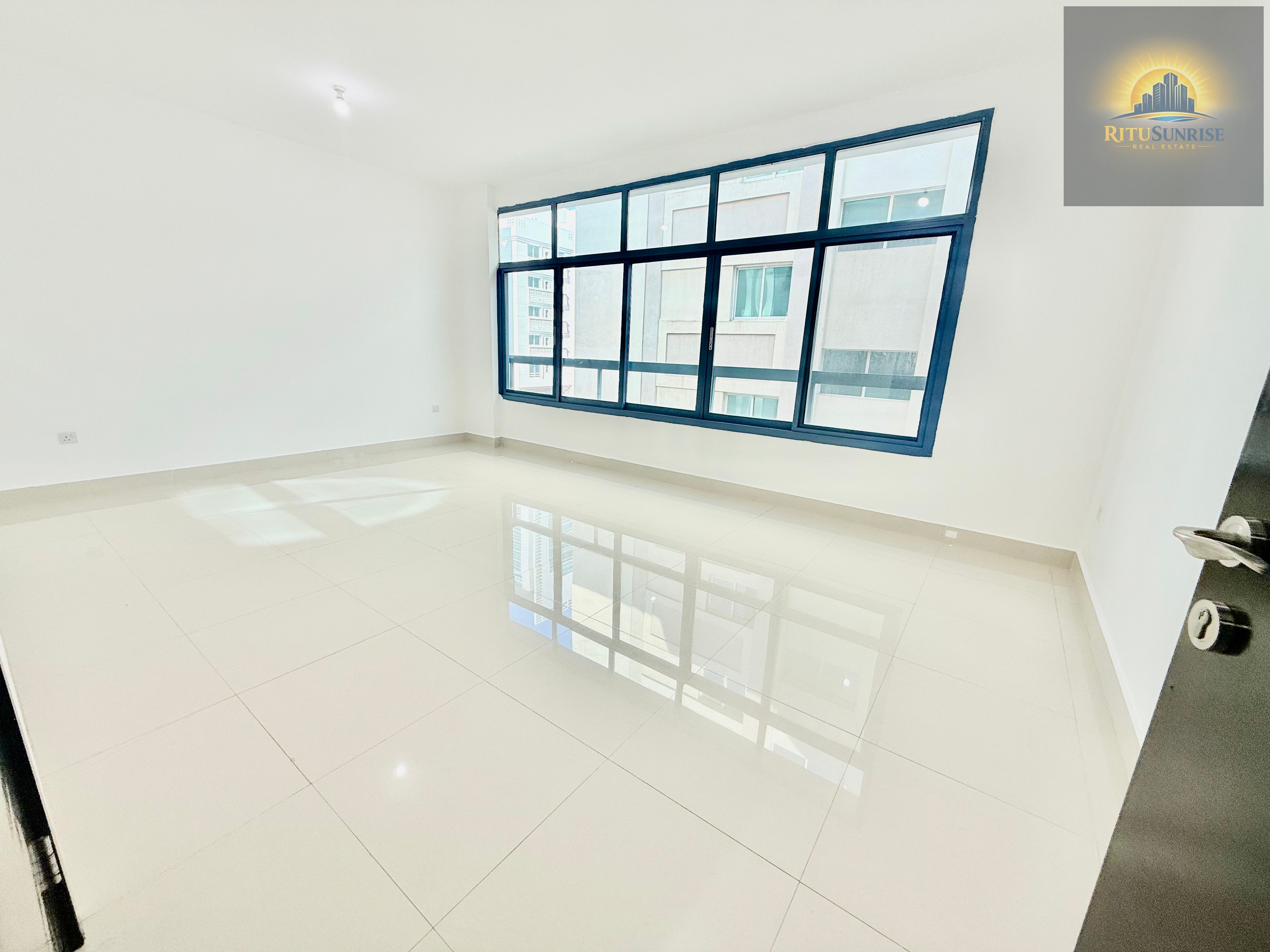 Deluxe 2 Bedroom Hall Apartment At Prime Location