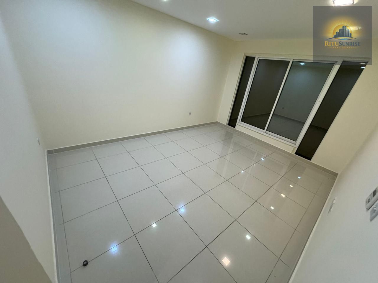 M/3500 Brand New 1st Tenant Fully Furnished Studio Separate Kitchen Bathtub Washroom On Prime Location In Shakhbout