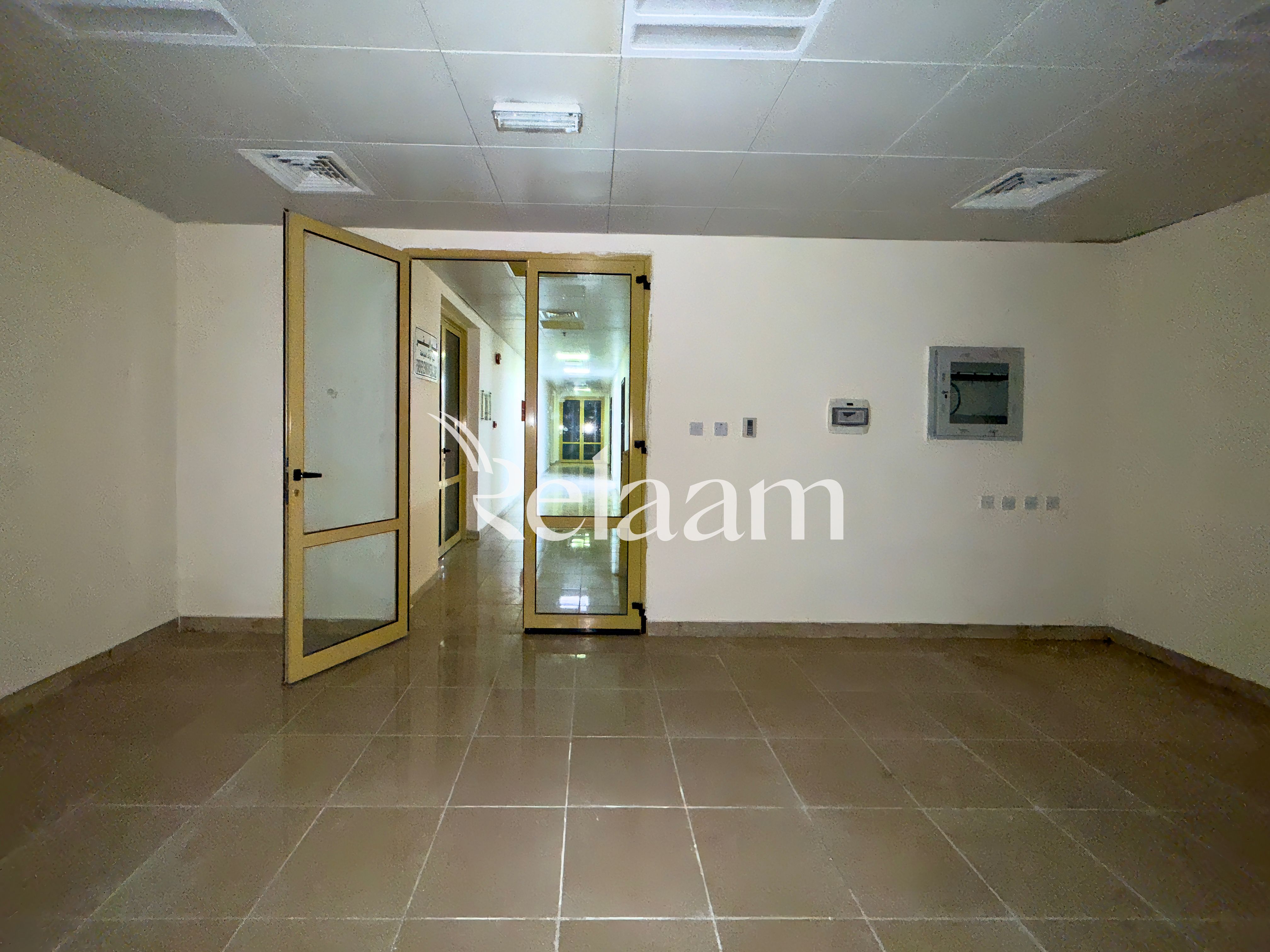Inquire now! Commercial Shop | Flexible Lay-out