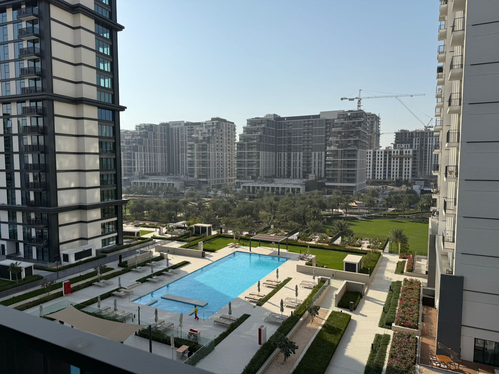 BRAND NEW | SPACIOUS AND BRIGHT | PRIME LOCATION