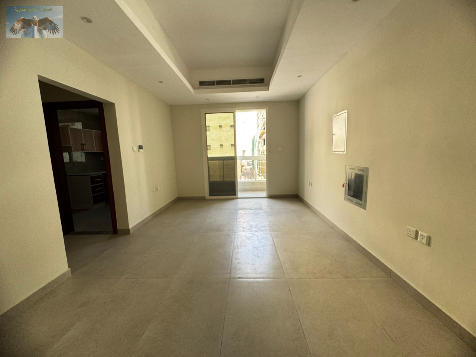 Luxurious one-bedroom apartment with a living room, first tenant, featuring modern finishes and a balcony that offers excellent ventilation and an ope