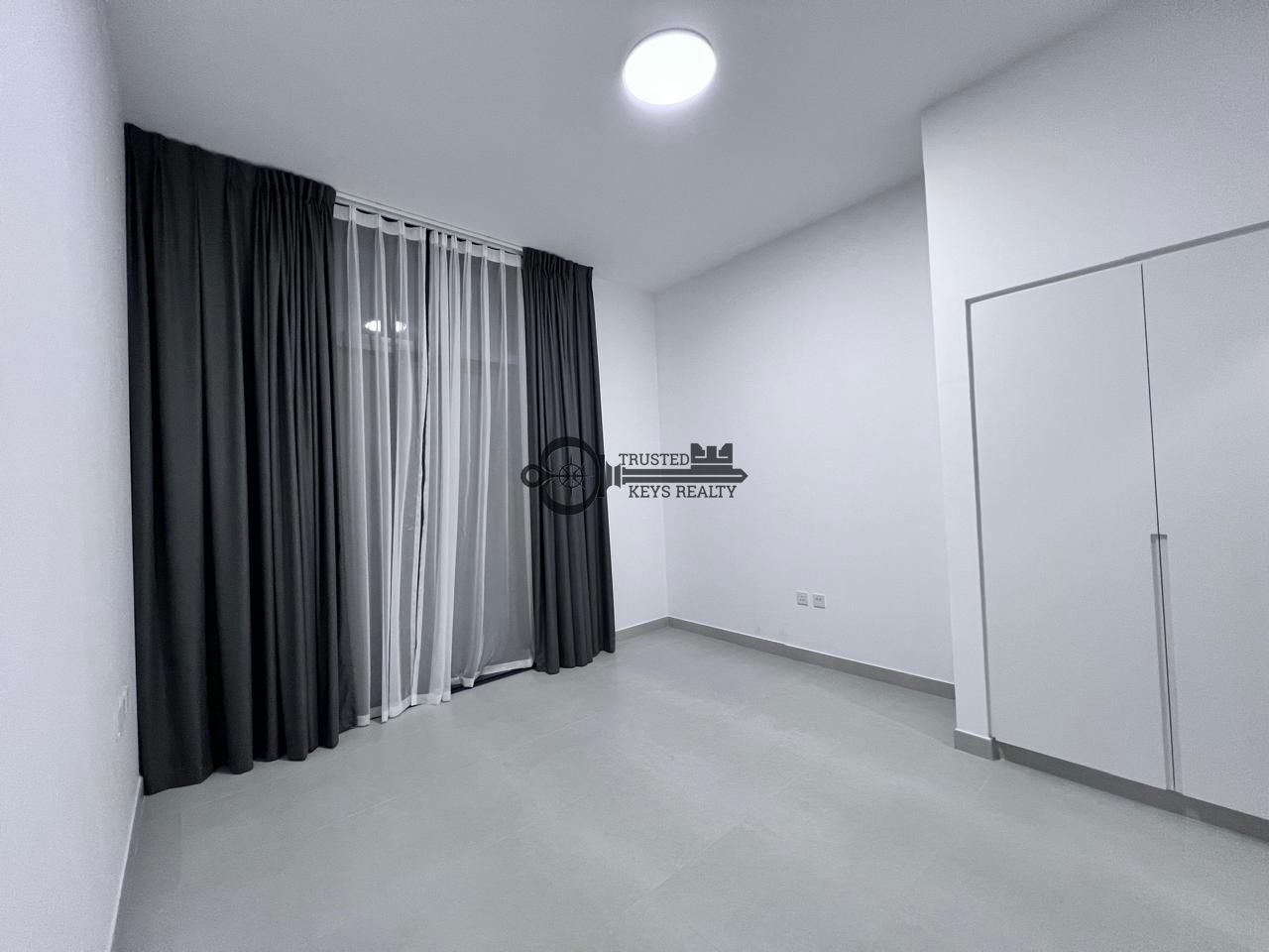 Golden Chance in Robinia | 4 Bedroom Premium Townhouse | 160K