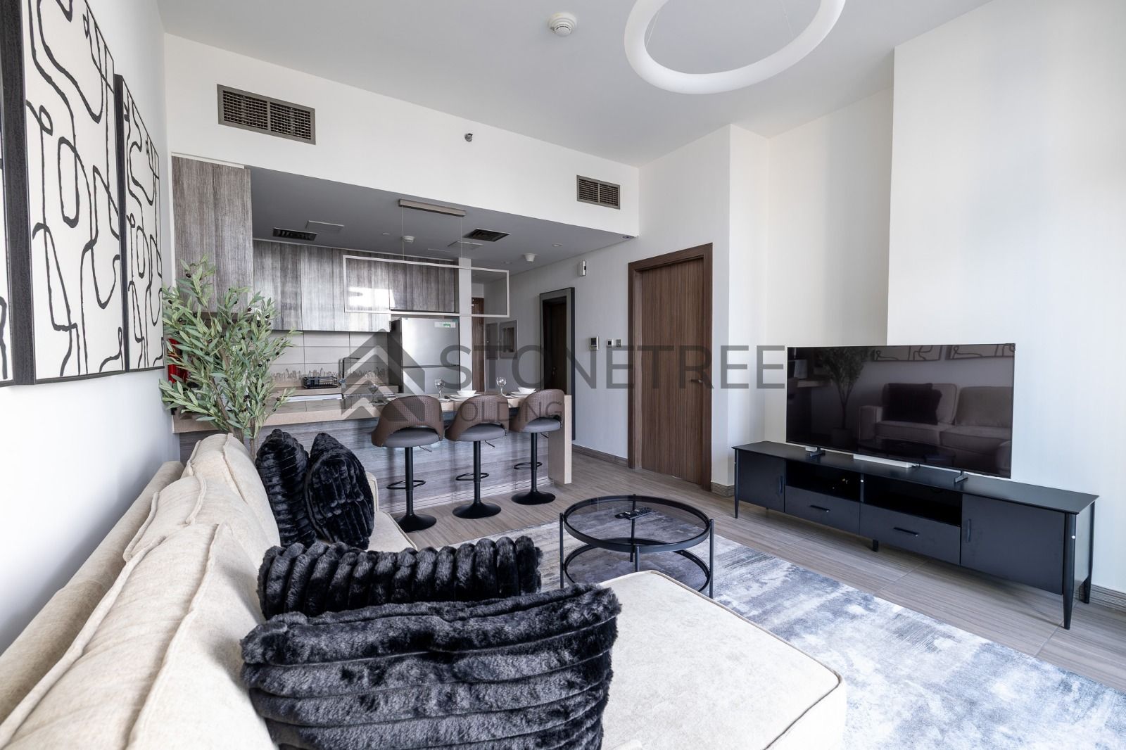 12 CHEQUES | Modern 1 BR | Prime Location