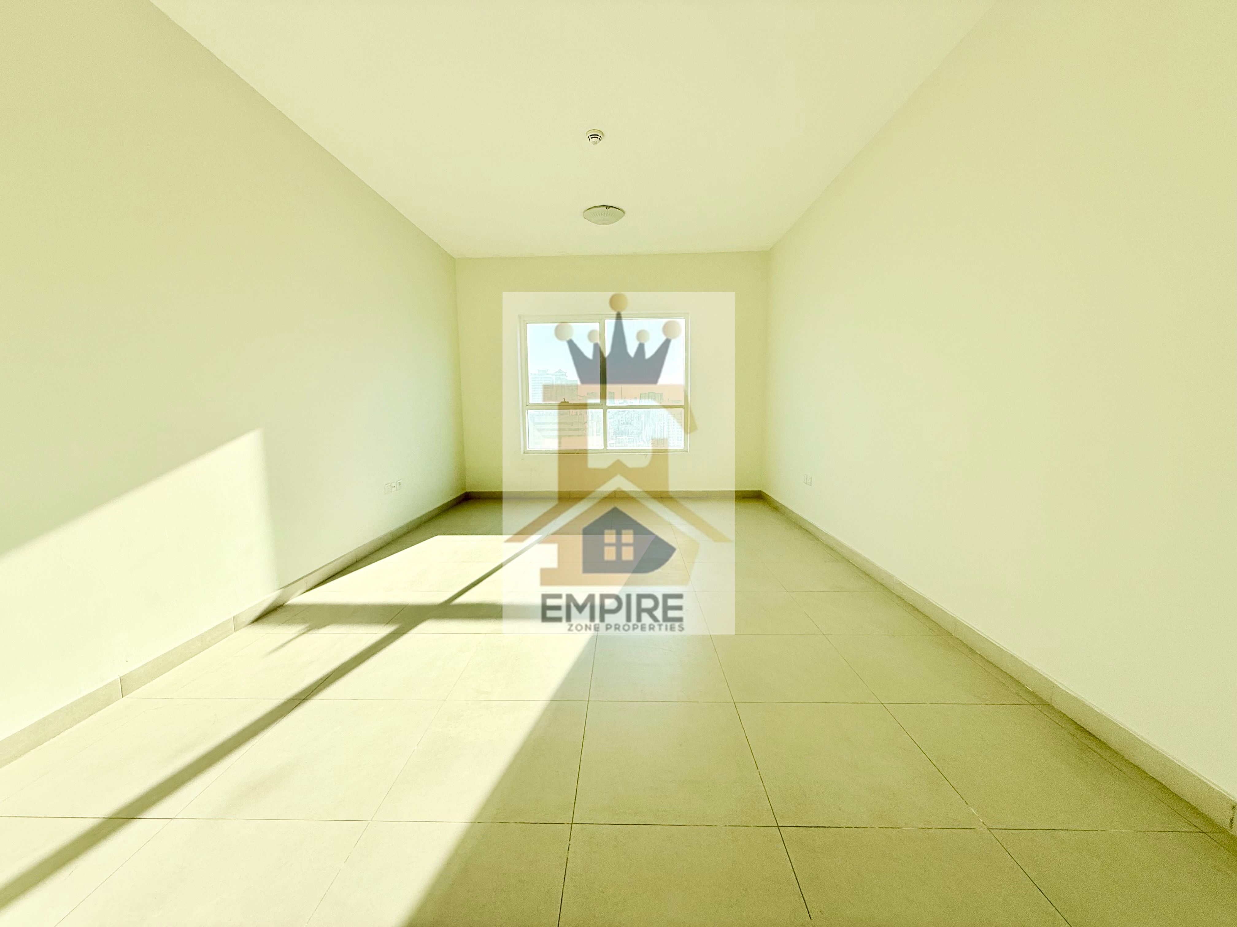 Amazing Bright apartment in New Building parking free easy exit to Dubai prime location