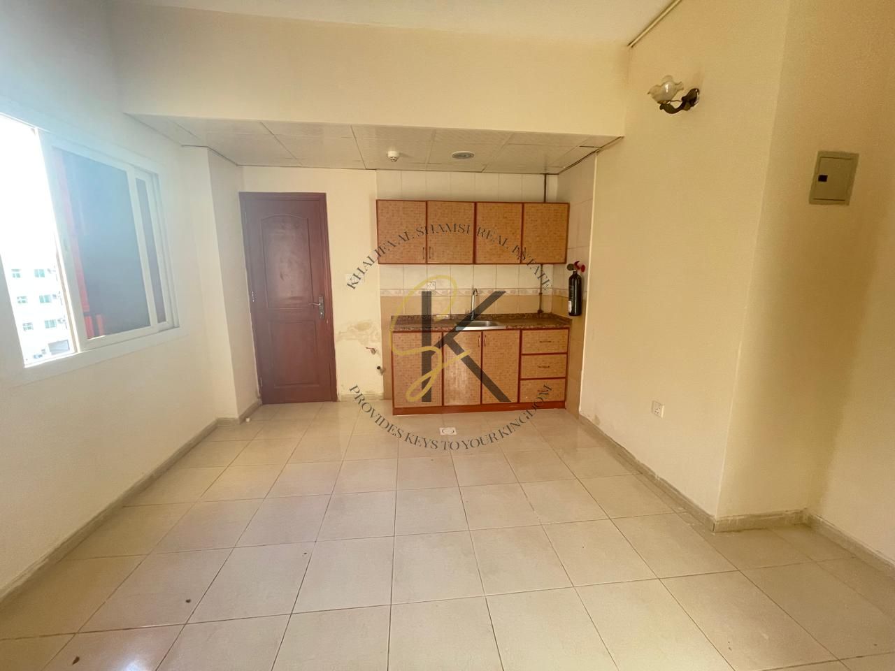 Spacious Unfurnished Studio for Rent | 450 Sqft Modern Living in Muwailah, Sharjah