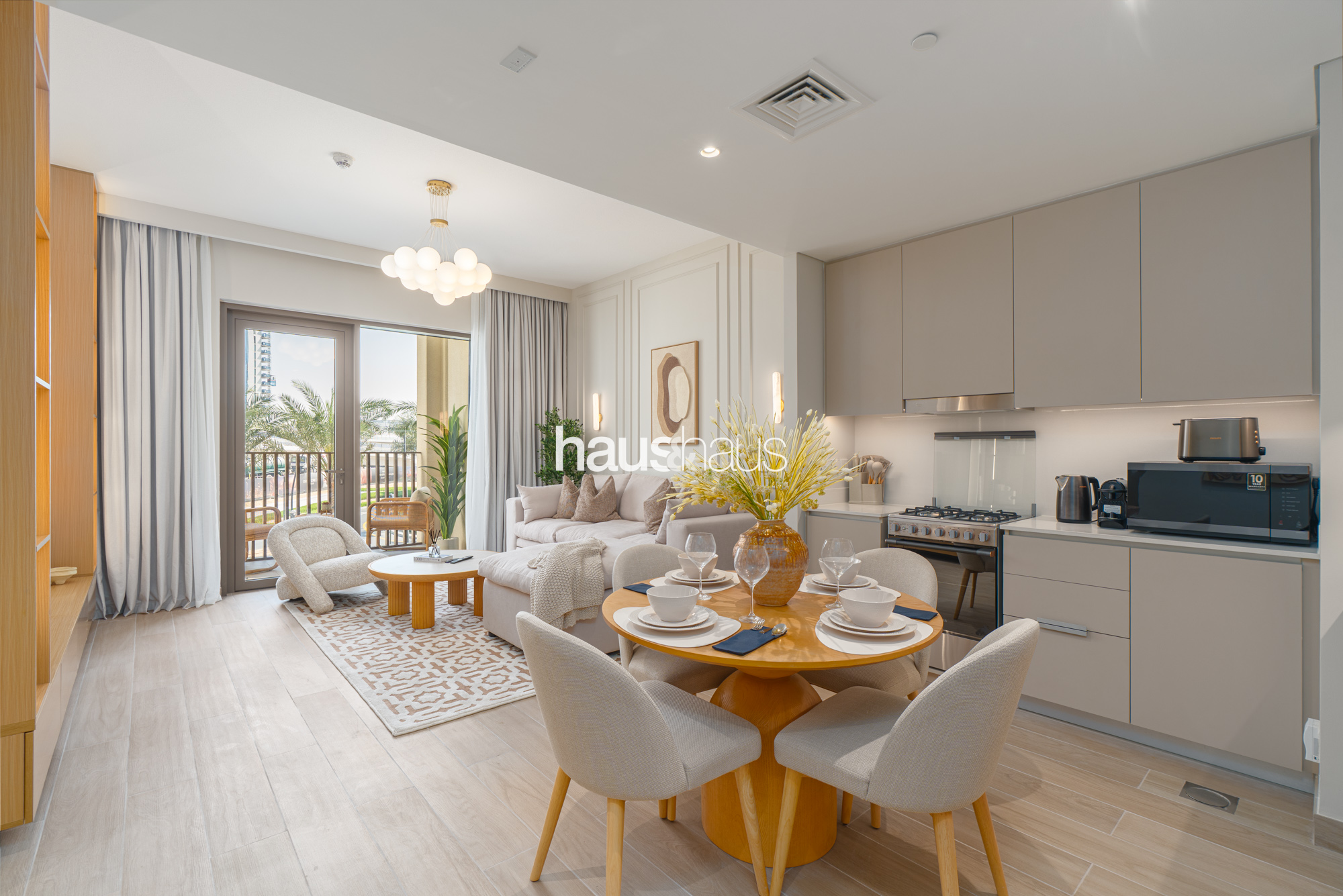 Luxurious 1BR | Exclusive Creek Beach Access