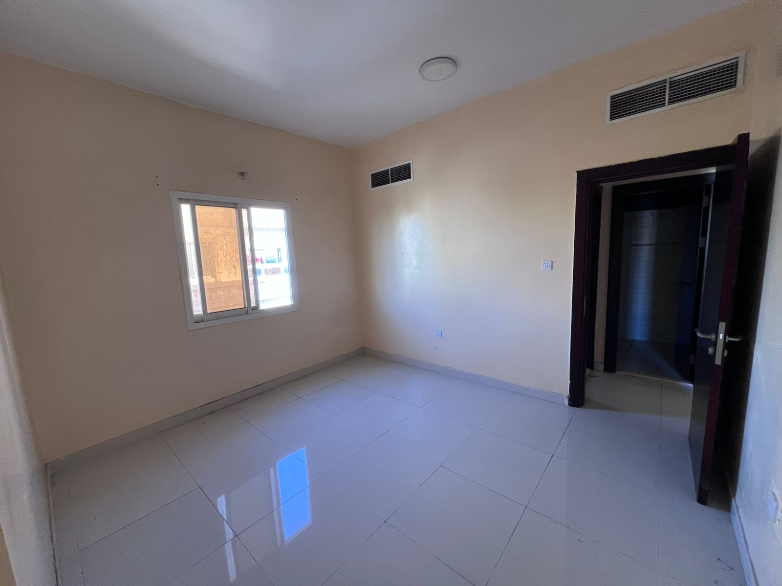 The most beautiful one-bedroom apartments at the lowest prices in Al-Naeemiyah, next to Afghan Kebab and Kuwait Street.