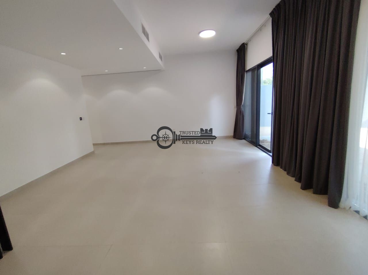 Exclusive Corner Lifestyle – 3BR Kaya Townhouse – 142K Hot Deal