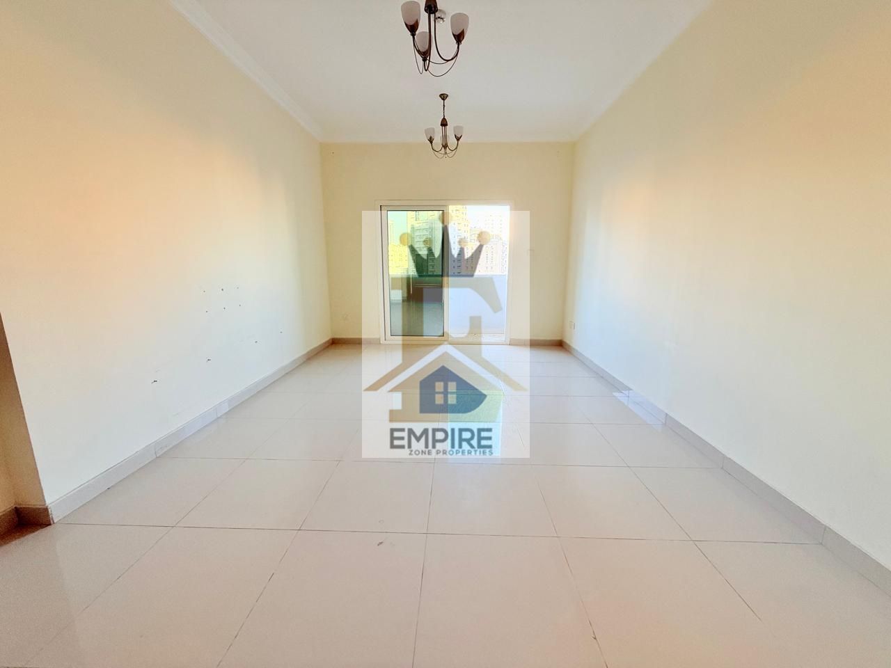 SPACIOUS BRIGHT APPARTMENT//FAMILY BULIDING//OPEN VIEW//FREE GYM & POOL//FREE PRKING//EASY EXIT TO DUBAI