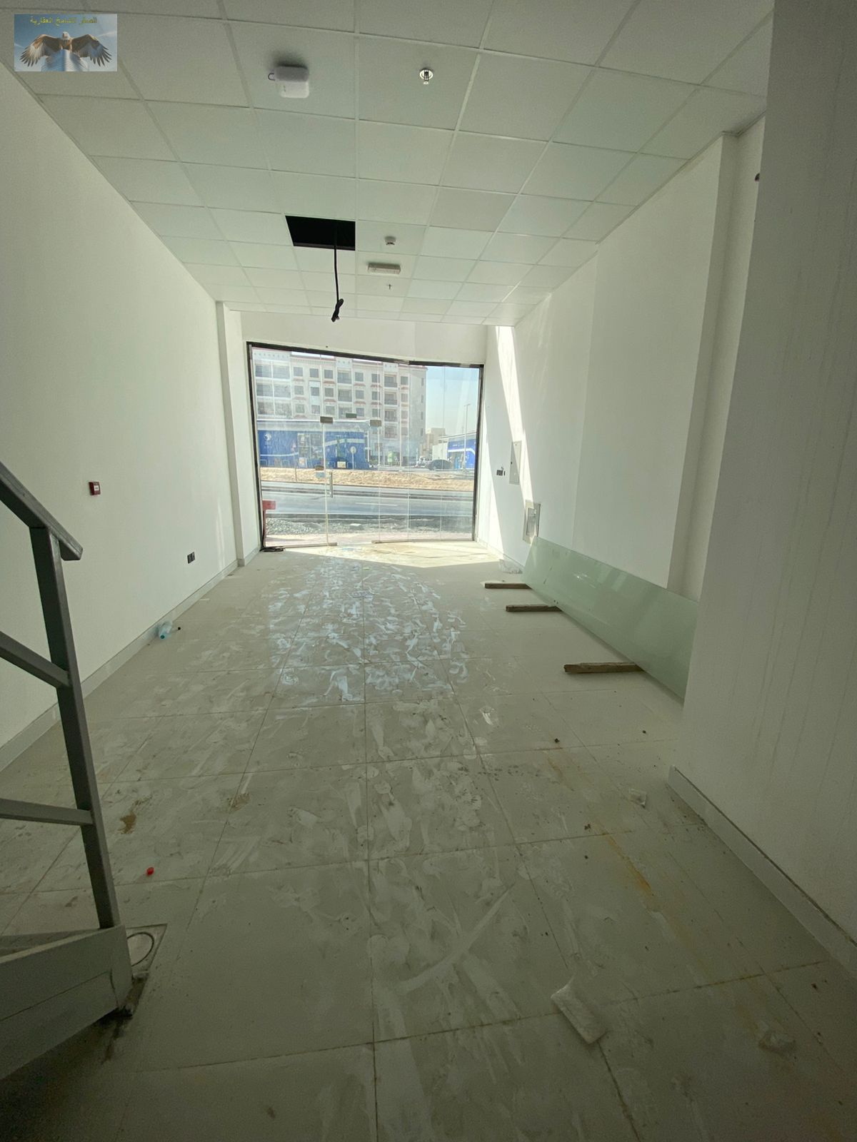 Commercial Offer: Large Mezzanine Shop for Rent – Al Mowaihat 3
