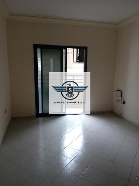 2bhk huge hall 2bedroom 2fullwashroom nearly golden stands bulding