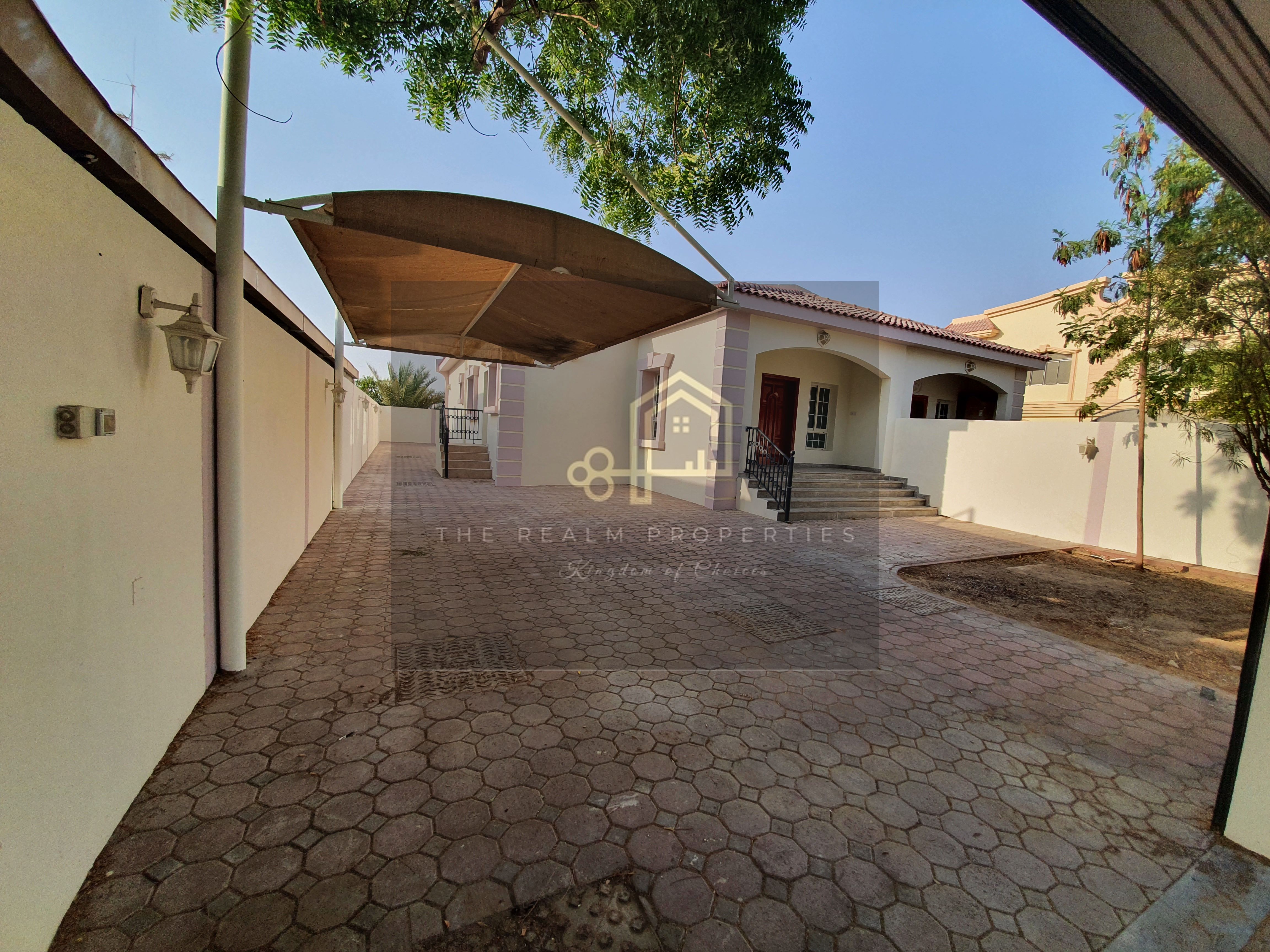 PRIVATE SINGLE STOREY 3BR WITH GARDEN