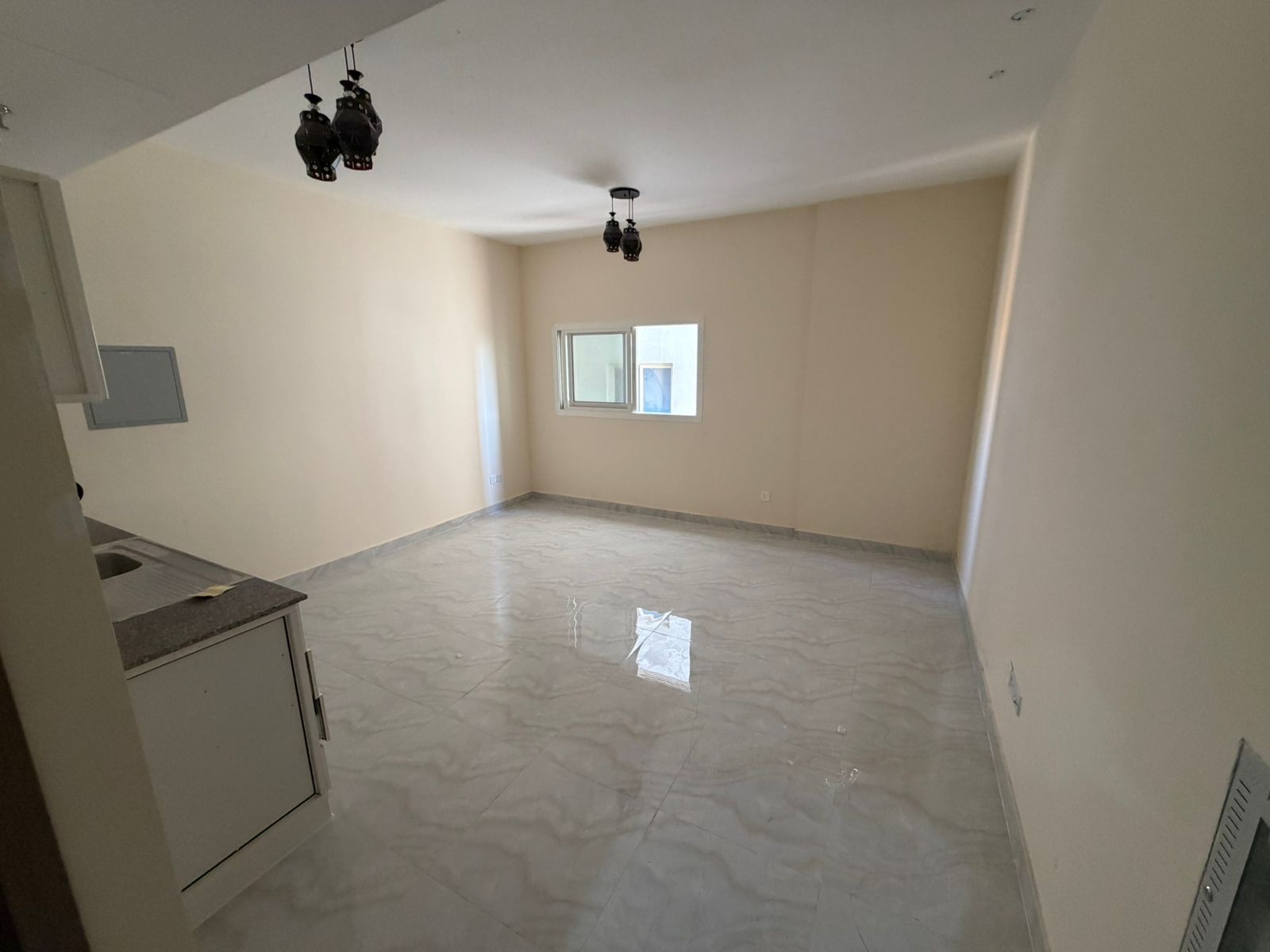 First occupancy, upscale location, very reasonable price, close to all services and families