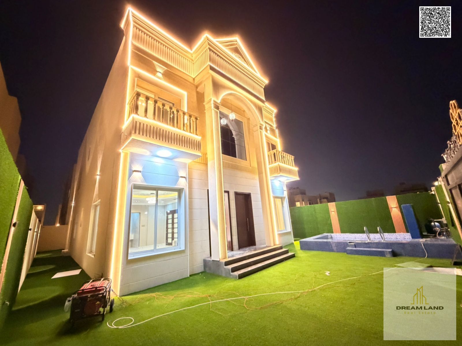 Classic design villa | High-end finishing | Large setback 20 meters | 5 rooms, majlis, 2 halls and maid's room | Freehold ownership | Price negotiable