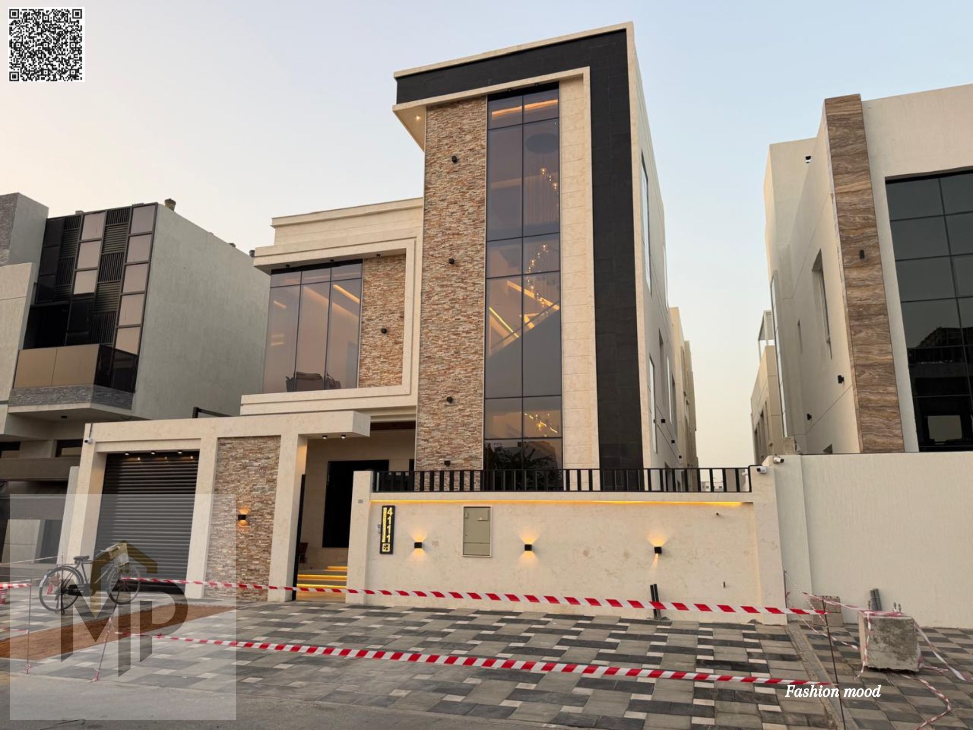Villa at ajman| al Yasmeen area| 5 master rooms, majlis, 2 halls, roof | freehold for all nationalities.