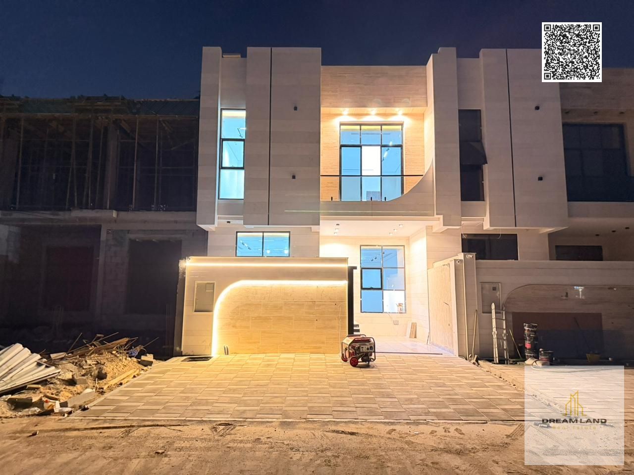 Two-story villa with a rooftop terrace, 4 bedrooms. Price includes registration and ownership fees.