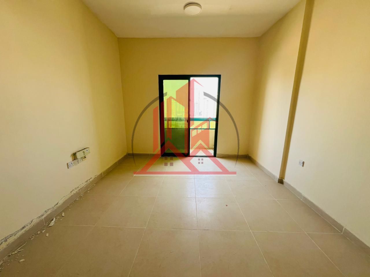 1Bhk APPARTMENT Available/ For business Purposes and Fmaily sharing/ Close kitchen