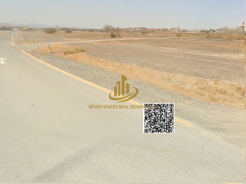 An exceptional investment opportunity in a prime location offering your project strong visibility, growing value, and a promising commercial future
