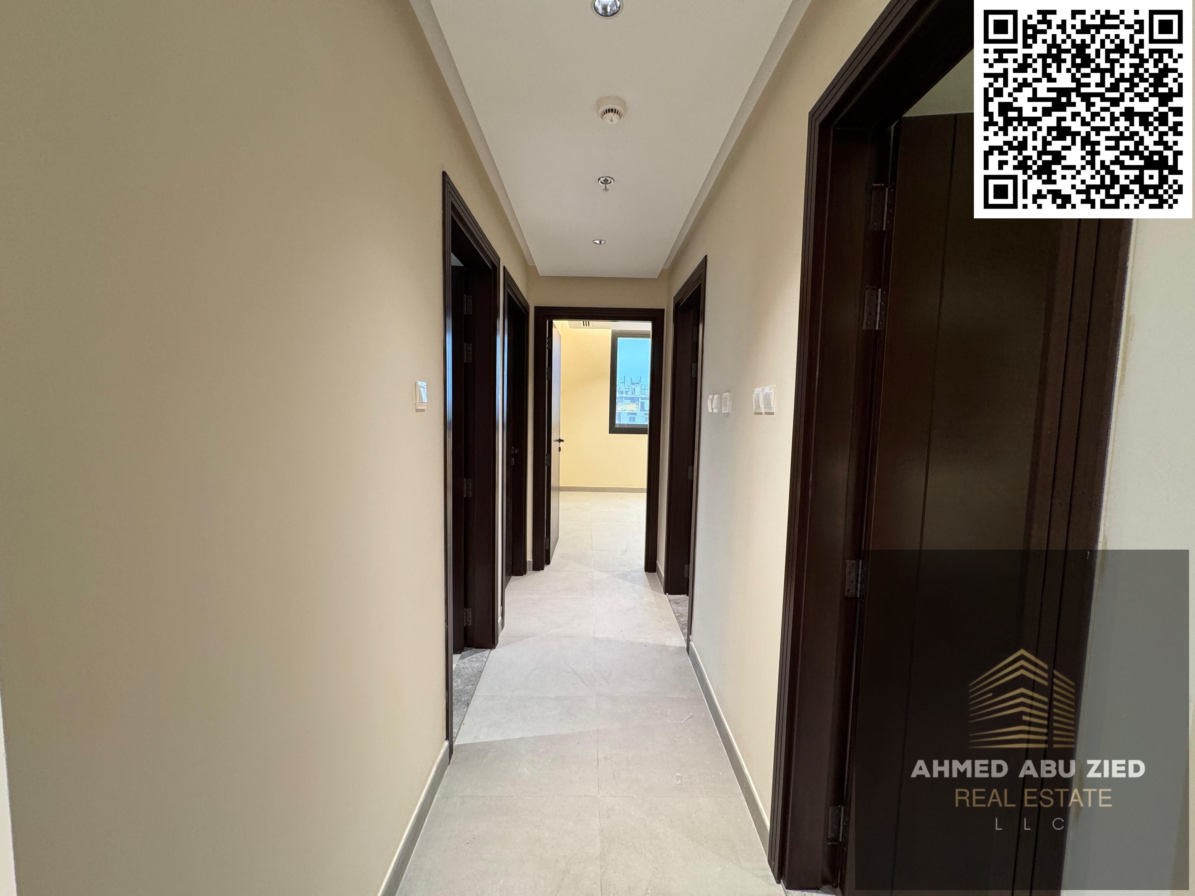 Luxurious two-bedroom apartment with a living room | First occupancy | Two bathrooms | Balcony | Super deluxe finishing | Central air conditioning | F