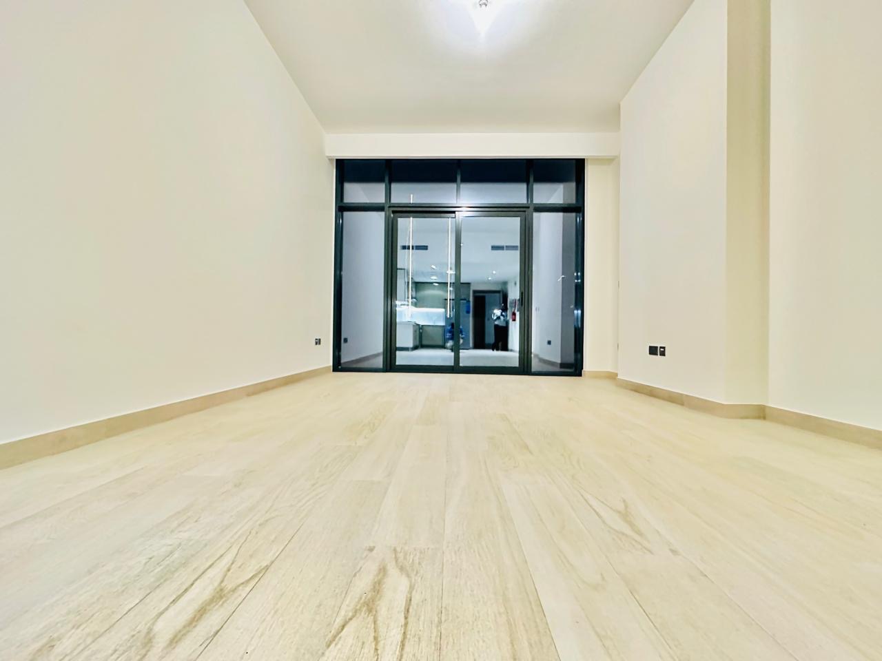 Amazing Chiller Free 3/BR // Bigger Layout // Gym Pool & Parking