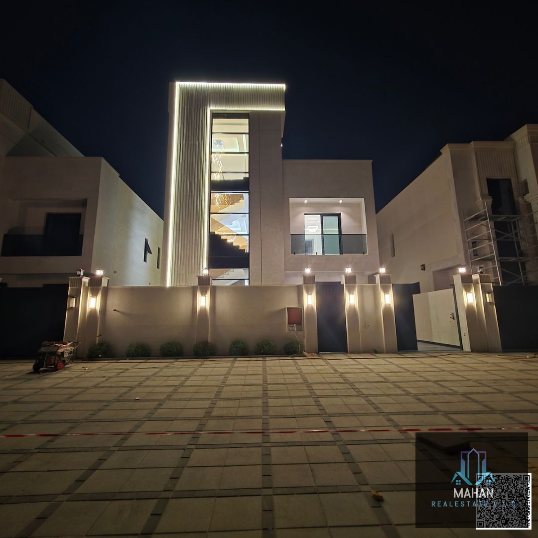 Spacious and well-maintained commercial villa available for sale in Al Helio 2, Ajman. Property Details: 5 Master Bedrooms Spacious Hall Majlis Kitchen Maid’s Room Central AC Large Outside Parking Area Land Area: 3014 sq. ft. Built-up Area: 4000 sq. ft. V