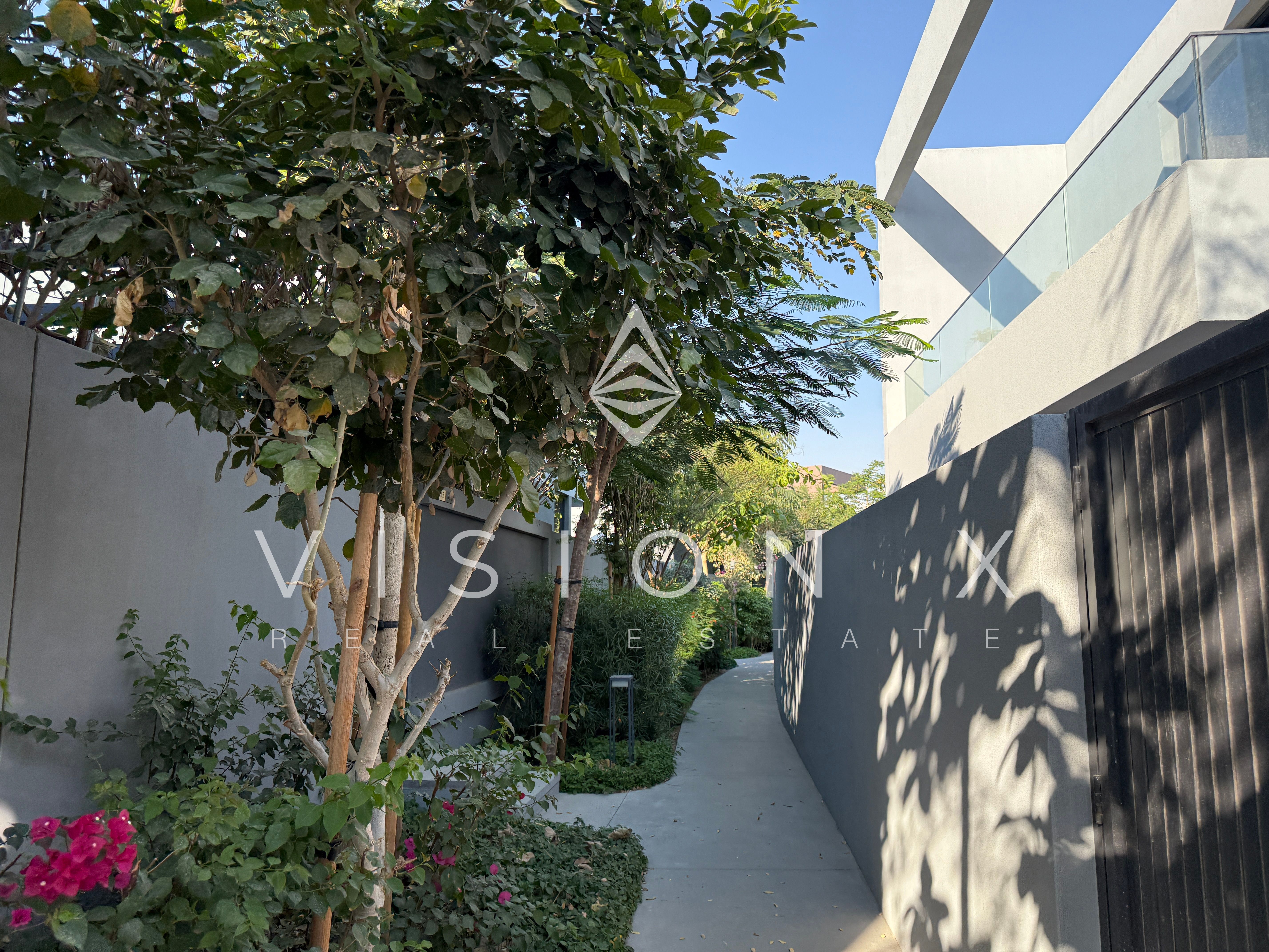 Spacious & Bright | Brand New Villa | Ready Now