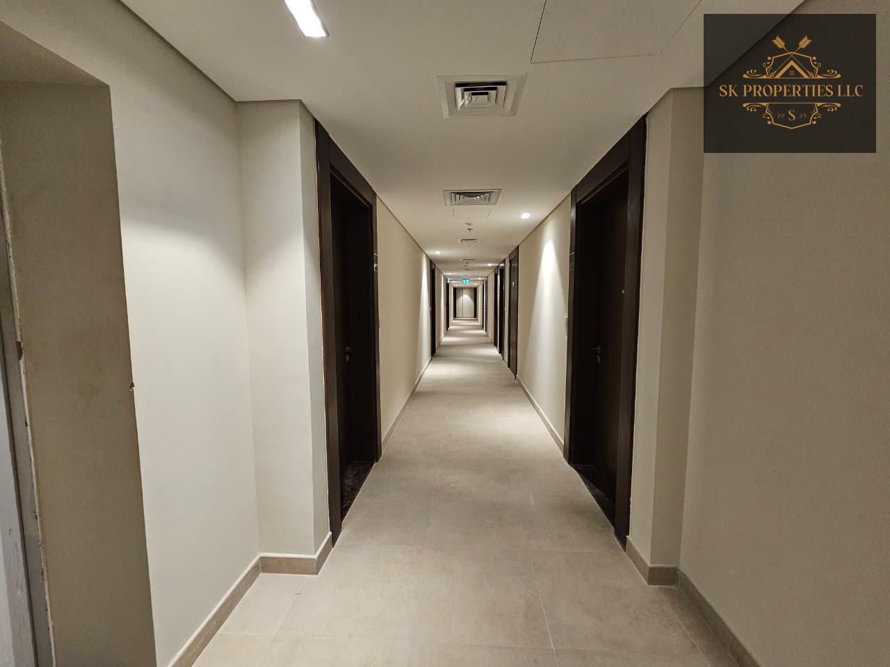 Spacious Apartment | Sea View | Closed Kitchen