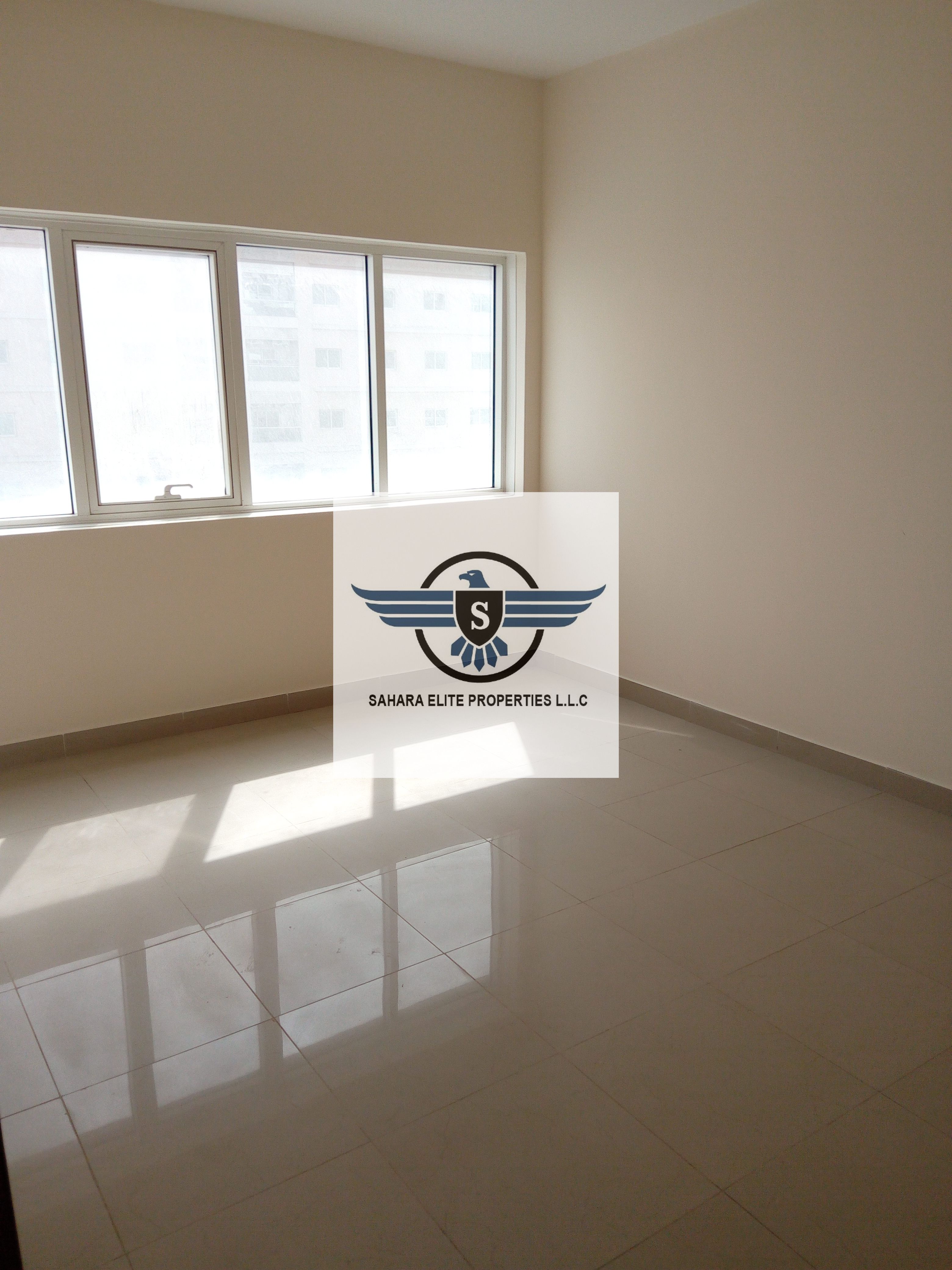3bhk huge hall 3bedroom 3fullwashroom nearly golden stands bulding