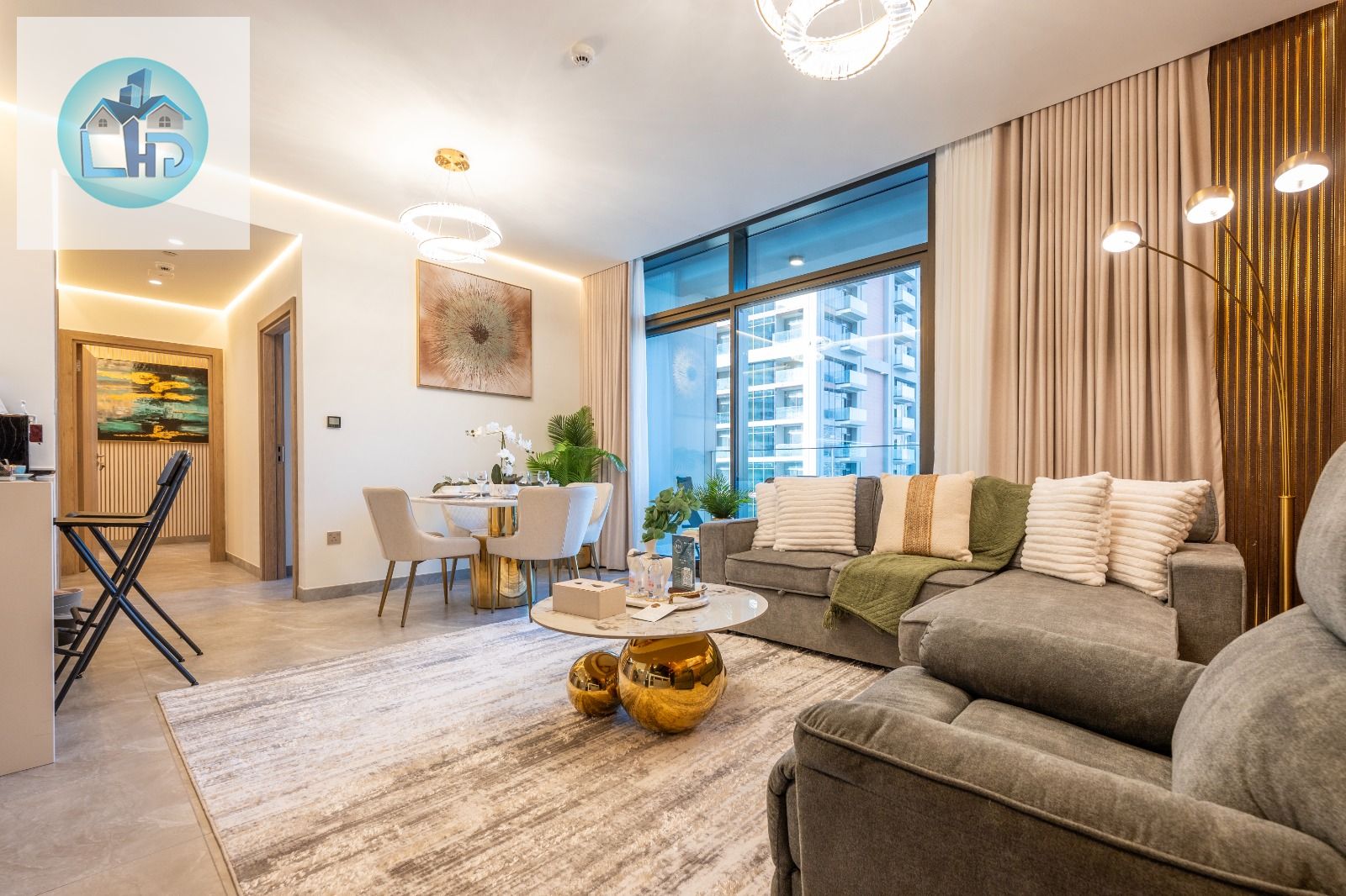 Premium 2BR Apartment Exclusive Business Bay in Peninsula One Location"