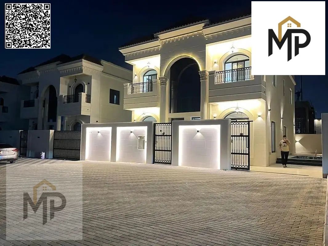 Villa for sale, very spacious, excellent location. This villa boasts a strategic location close to all services, schools, and shopping centers. Freeho