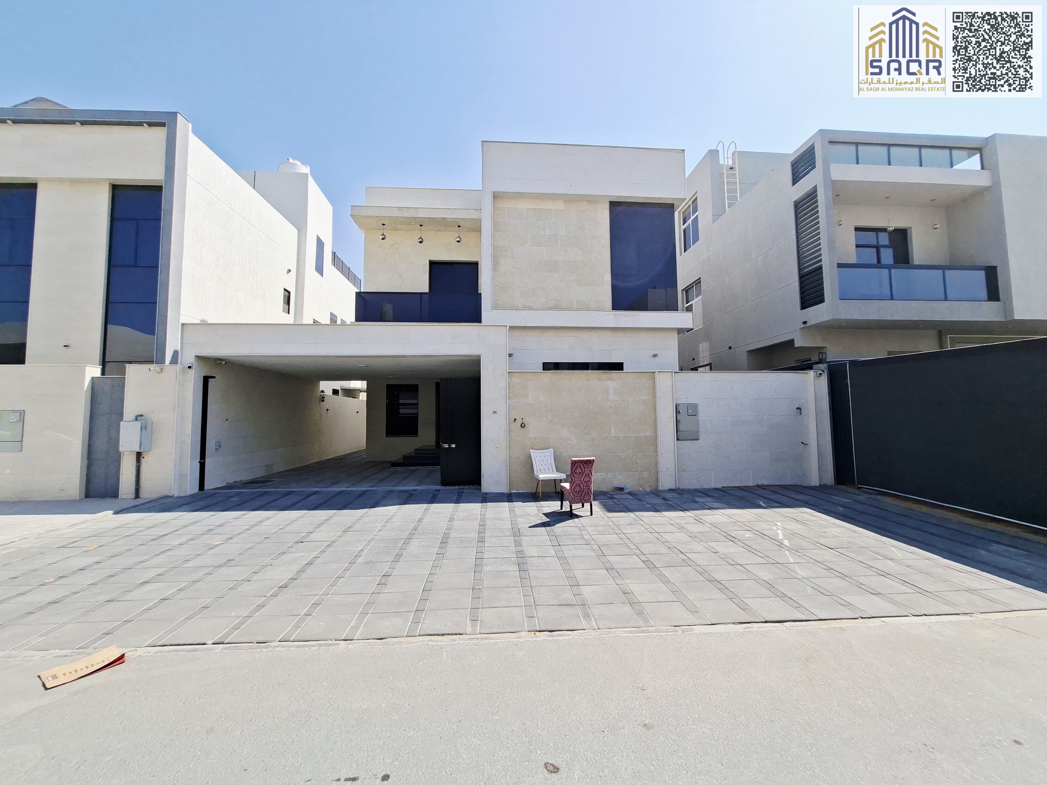 Deluxe two-story villa with a rooftop terrace, freehold ownership for all nationalities, no annual fees.