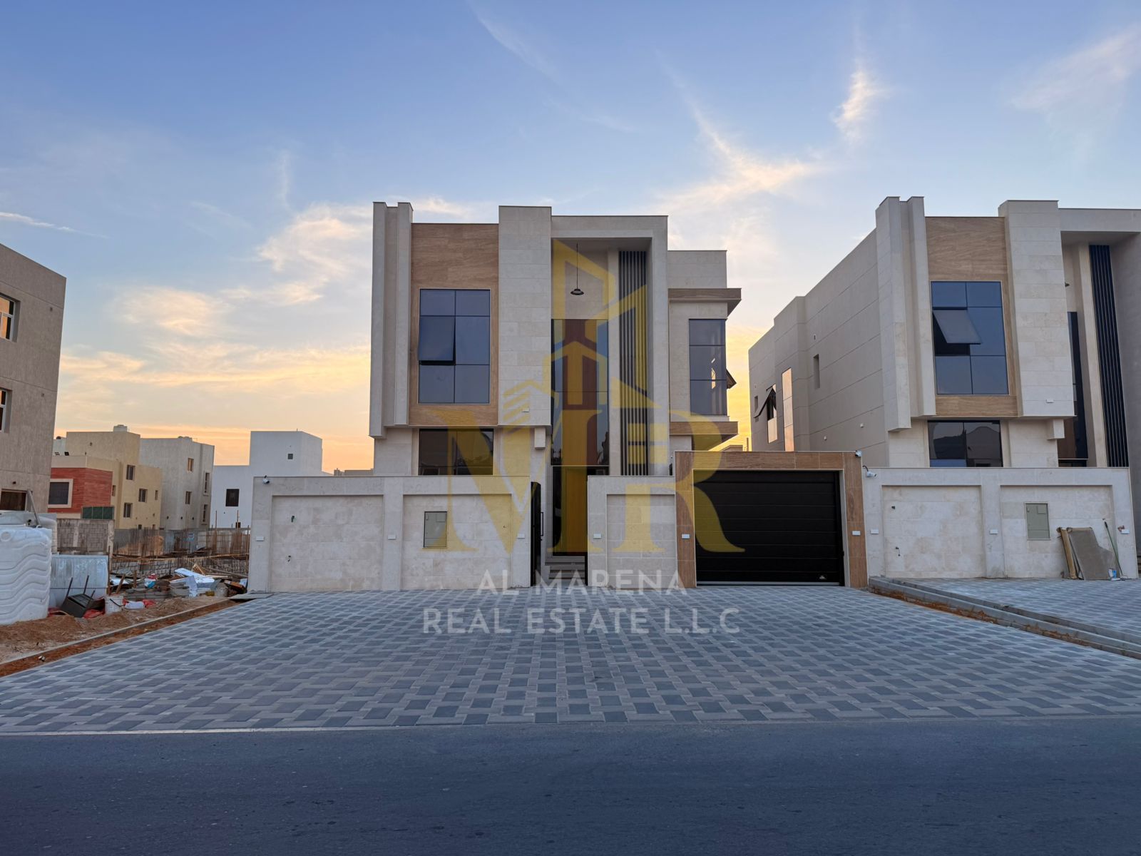 Villa à vendre à Al Zahia | 5 chambres | Terrain de 280 m² | Surface habitable de 316 m²