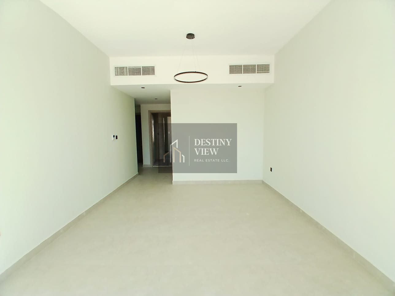 Like brand new lavish 2bhk apartment fully family Building with balcony 3bahts