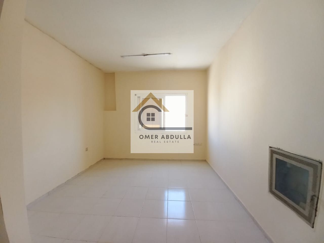 Ready to Move Studio Apartment | Closed Kitchen | Prime Location