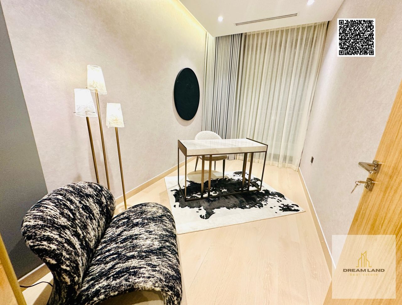 Luxury villa with hotel-like finishes in Al Zahia | 4 master bedrooms + maid's room | 30-meter setback | Freehold for all nationalities | Special pric