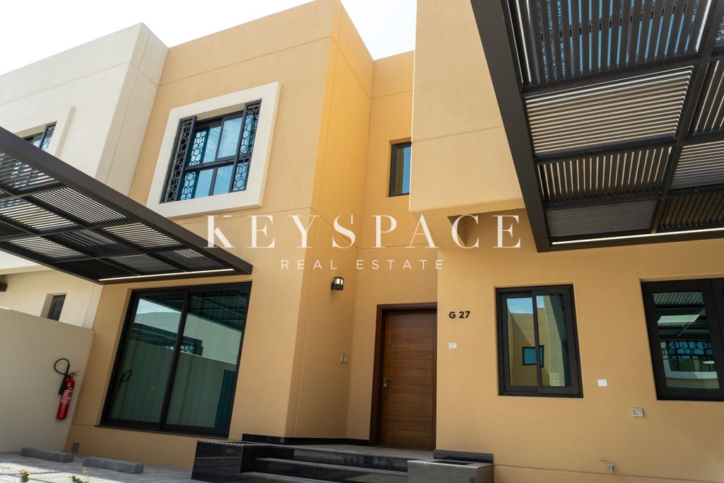Contemporary Sustainable | Energy-Efficient Living in a Natural Setting | Resale