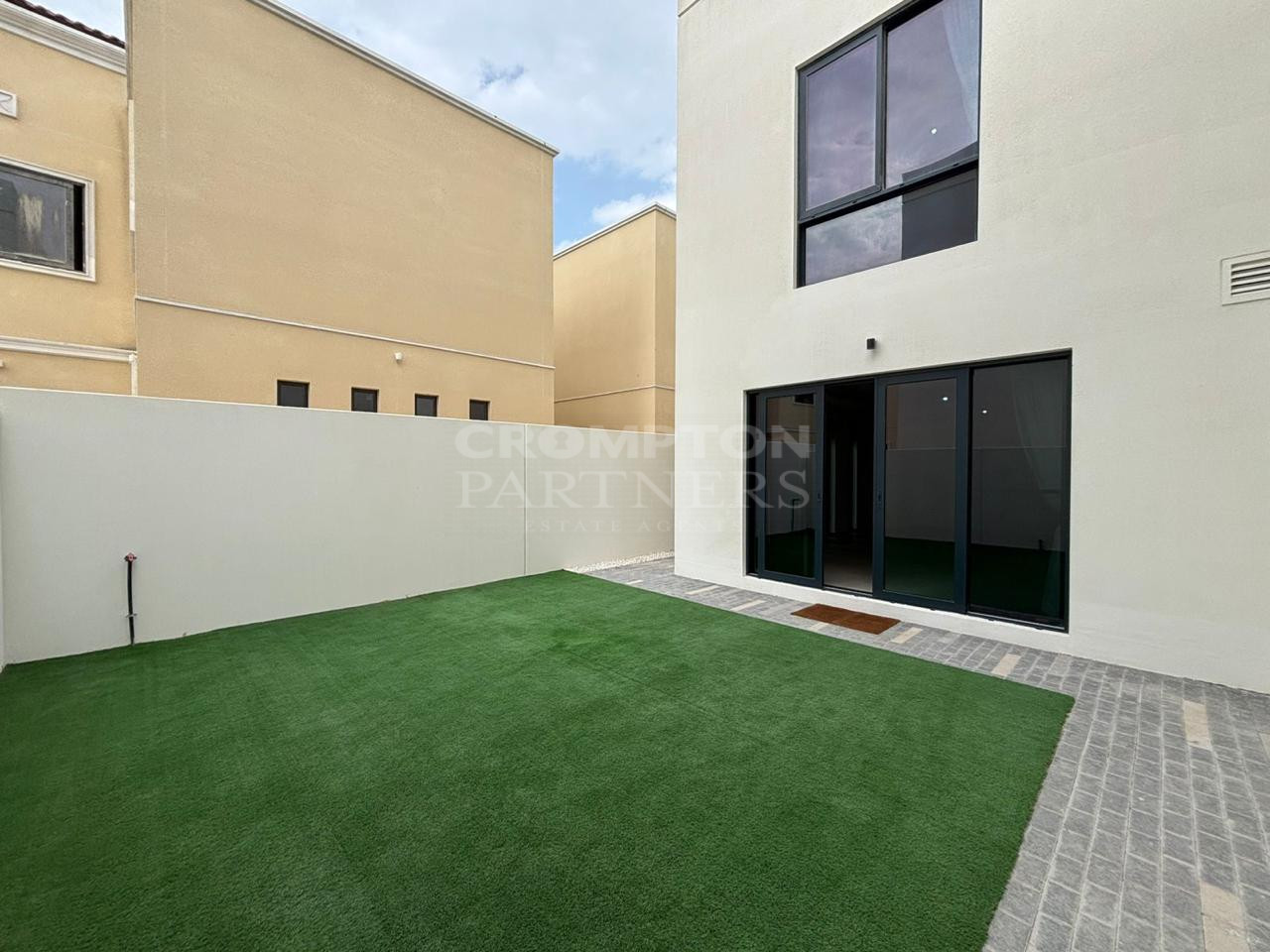 Family Friendly |Standalone Villa| Prime Location