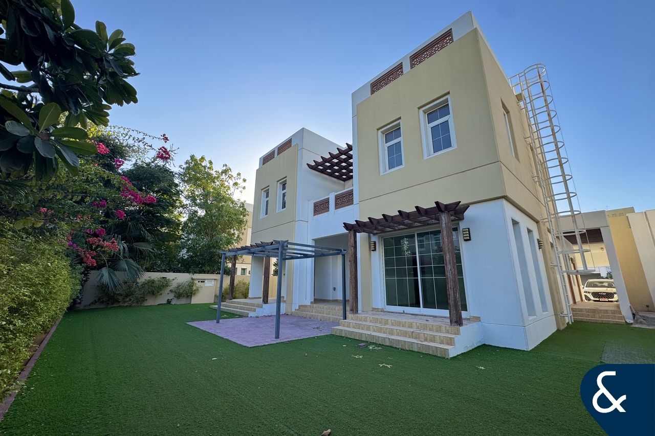 Large Plot | Vacant | Multi Cheques