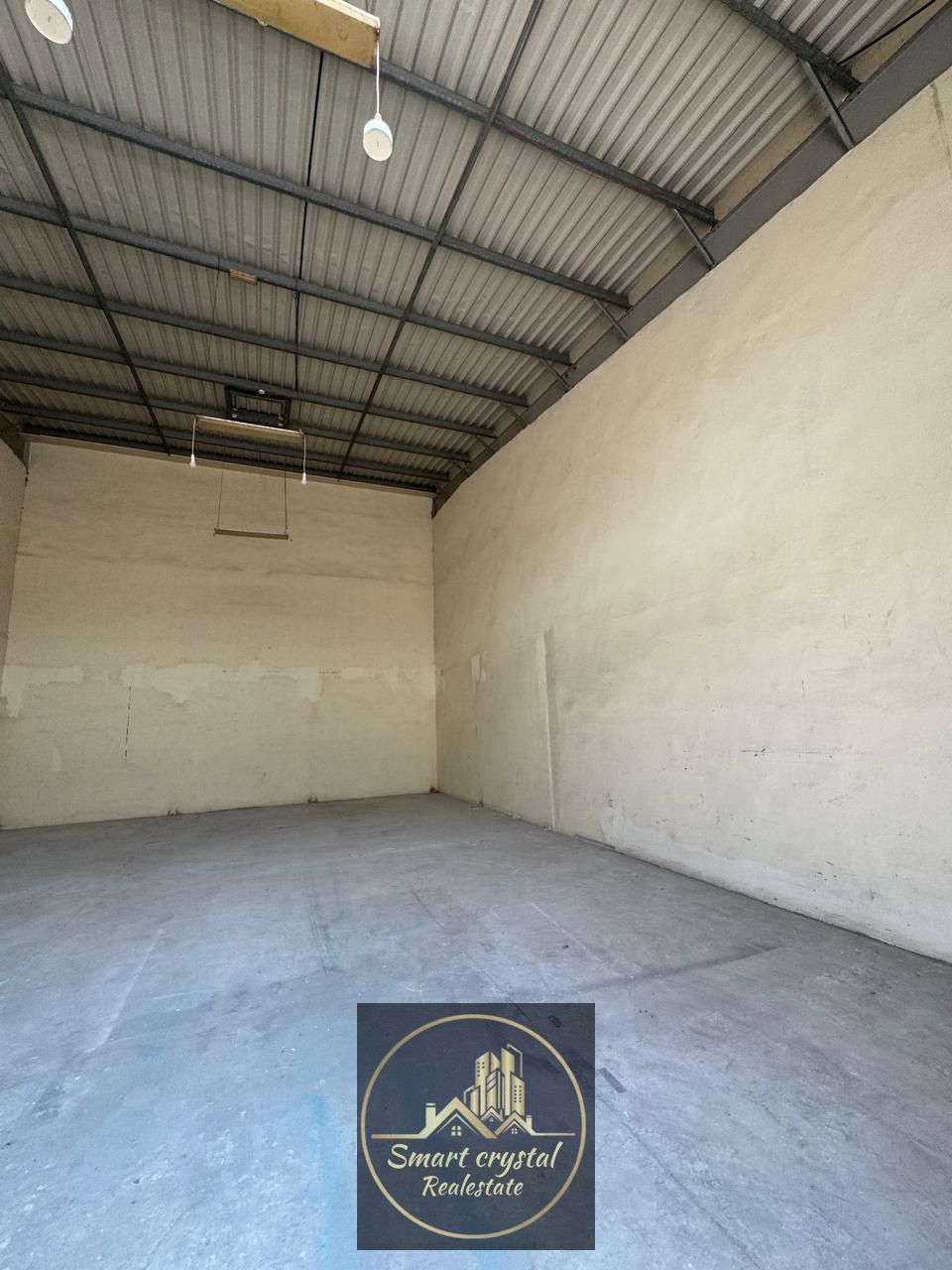 SPACIOUS 140 SQM WAREHOUSE FOR RENT IN MUSSAFAH – PRIME INDUSTRIAL LOCATION