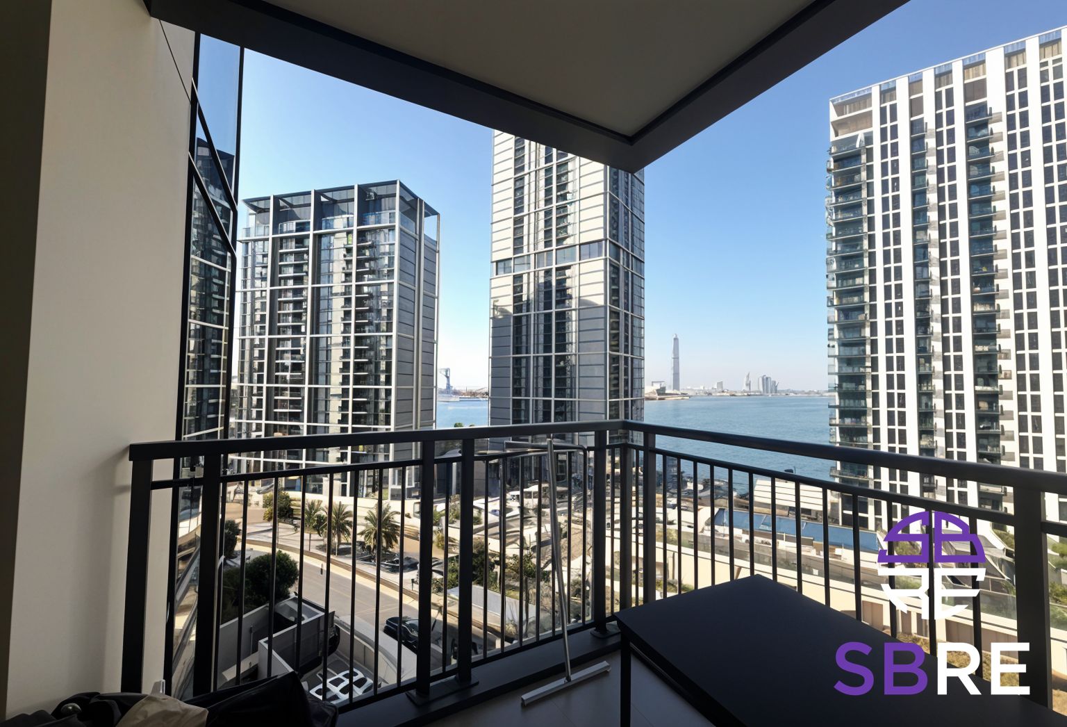 Skyline Serenity | Modern 1-Bedroom | Furnished
