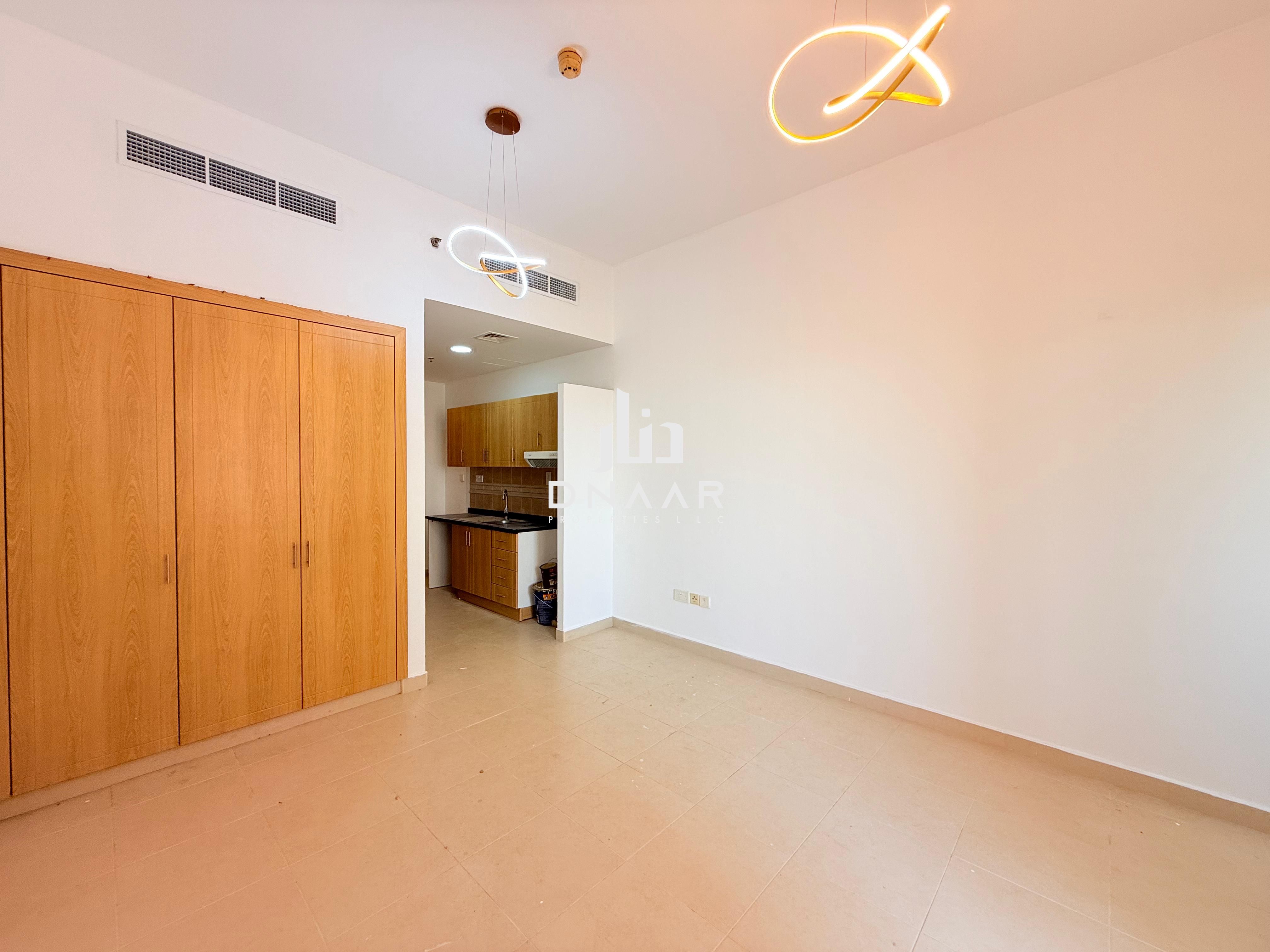 Bright & Spacious STUDIO | Near Silicon Central | RAK BANK | EMIRATES ACCOMMODATION | Ready to Move