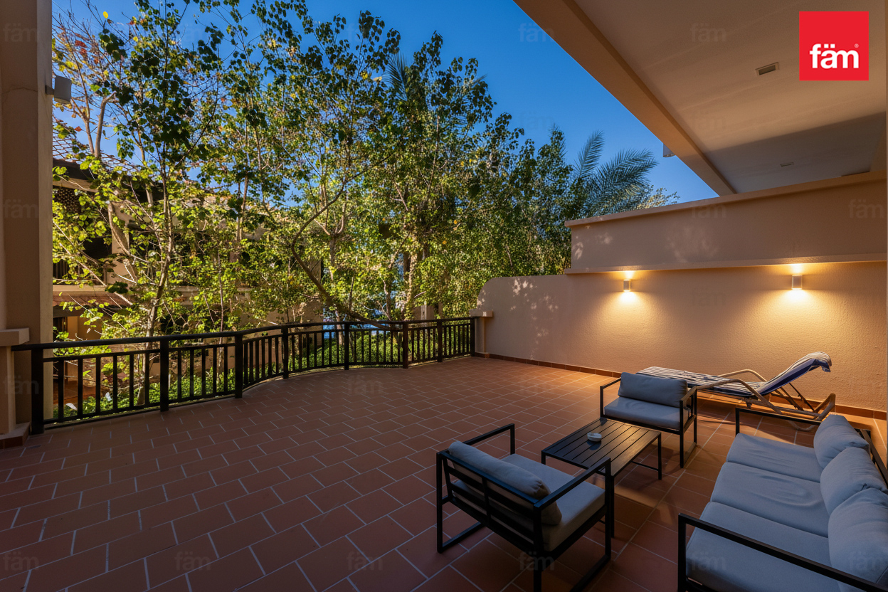 Exclusive Apartment / Vacant / Downpayment 25%
