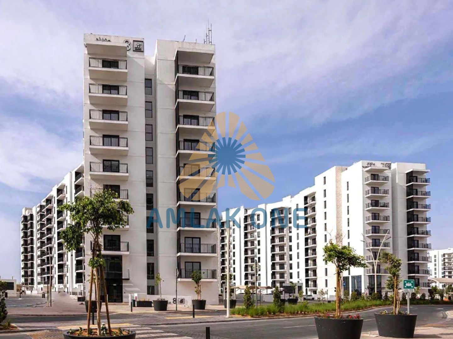 Sea World View| Very Spacious| Ready To Move In