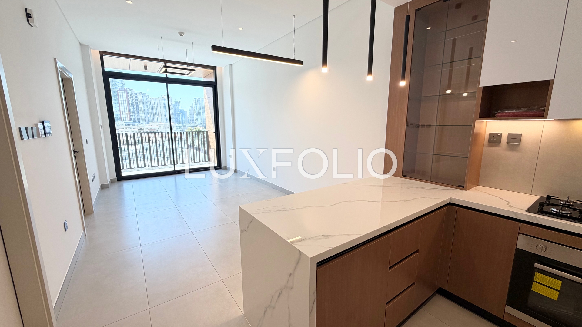 Pool View | Brand New | High Floor